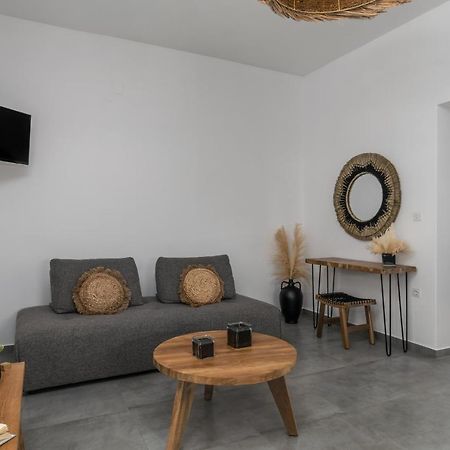 Kallia'S Suites Milos Adamantas  Exterior foto