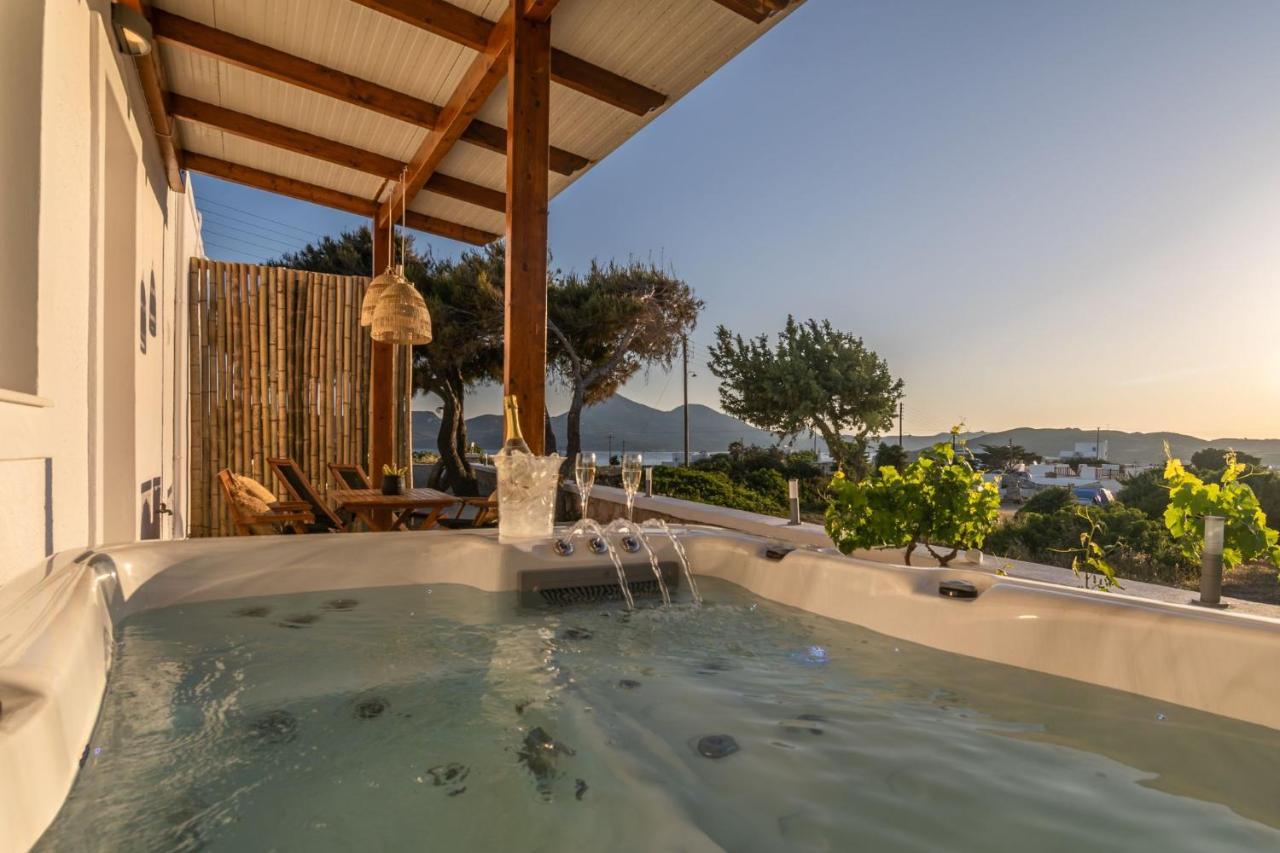 Kallia'S Suites Milos Adamantas  Exterior foto