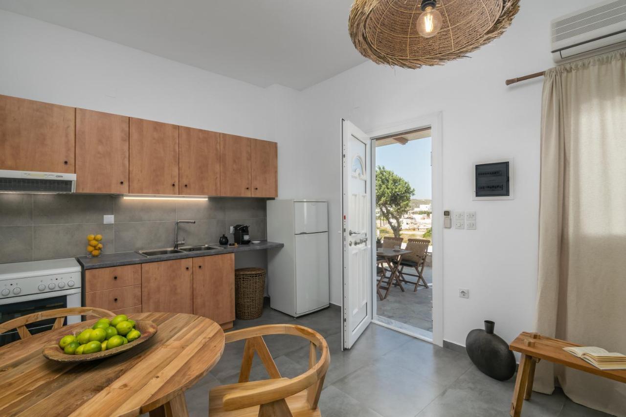 Kallia'S Suites Milos Adamantas  Exterior foto